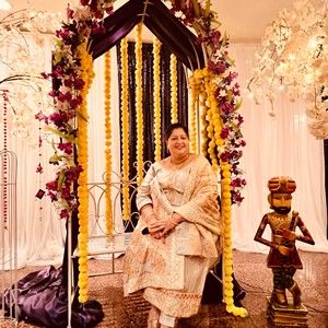 Meet your Posher, Dolly